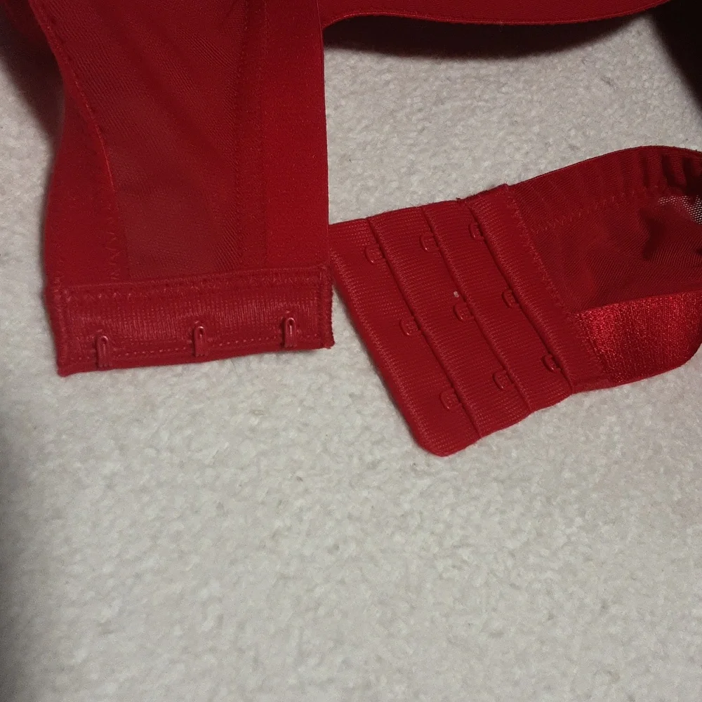 ADOREME BRA Size 38I Red Lace Women's Bra - Picture 8 of 9
